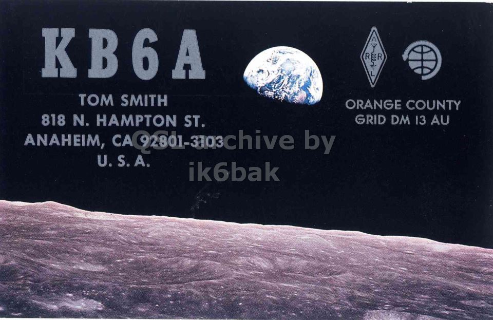 Front QSL card, of KB6A to IK2GRA, December 31, 1997, CW mode. The QSL image contains the following objects: Night, Astronomy, Outer Space. And contains this text: KB6A R R TOM SMITH ORANGE COUNTY 818 N. HAMPTON ST. GRID DM 13 AU U. S.A. ik6bak KB6A R R TOM SMITH ORANGE COUNTY 818 N. HAMPTON ST. GRID DM 13 AU ANAHEIM, by U. S.A. ik6bak.